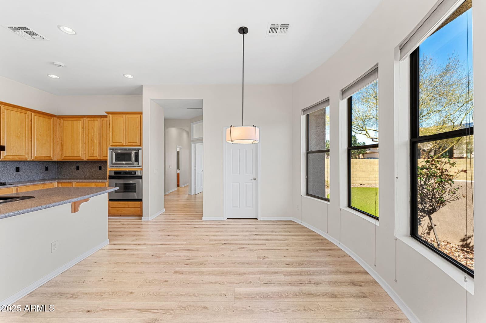 40533 N CROSS TIMBERS Trail, Anthem, AZ 85086 — photo 13 of 57