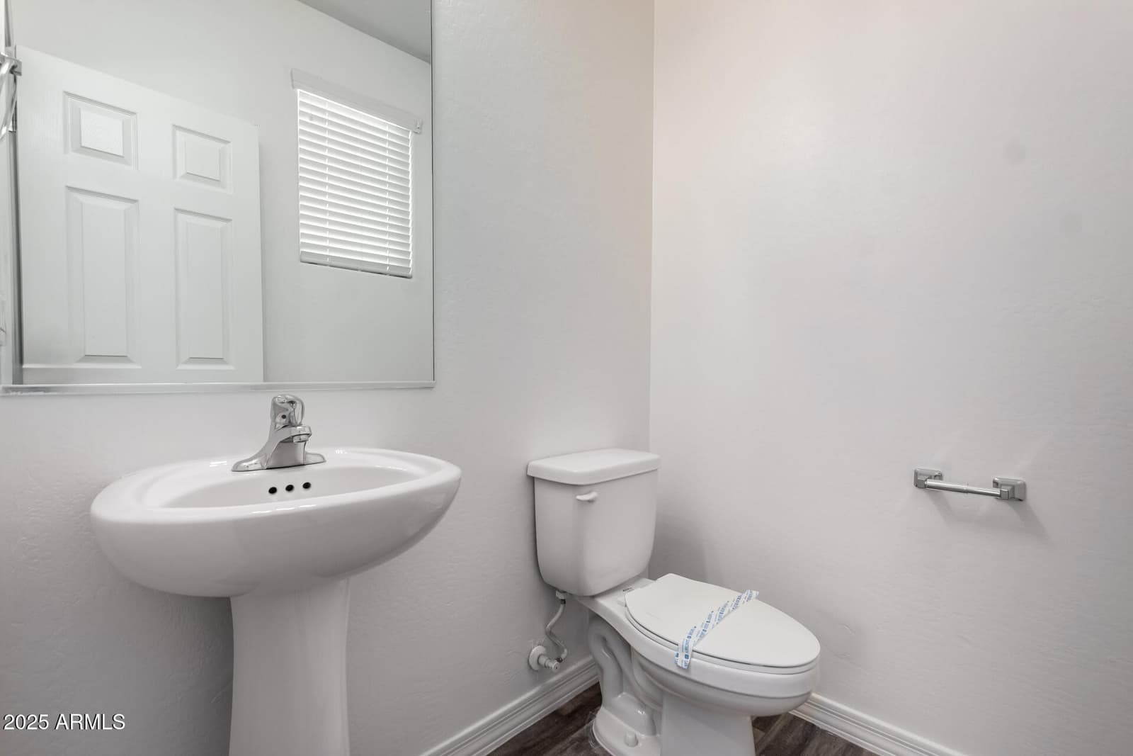 917 E Agua Fria Lane, Avondale, AZ 85323 — photo 13 of 29