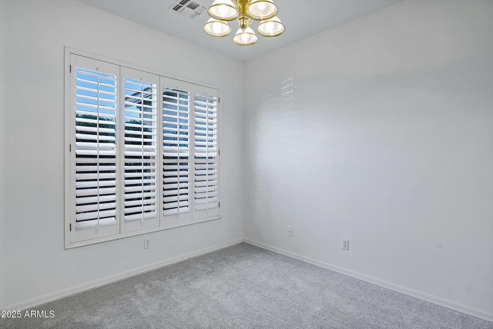 3640 E TORREY PINES Lane, Chandler, AZ 85249 — photo 12 of 66