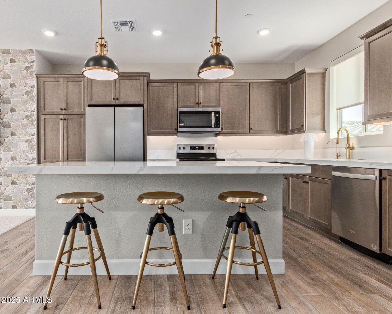 2121 W SONORAN DESERT Drive W 107, Phoenix, AZ 85085 — photo 3 of 37