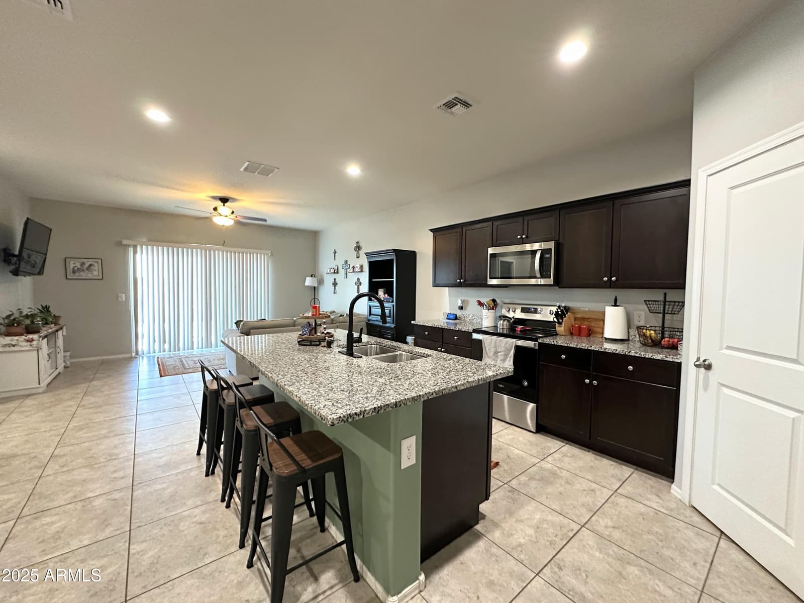 4713 W ORANGE Avenue, Coolidge, AZ 85128 — photo 12 of 32