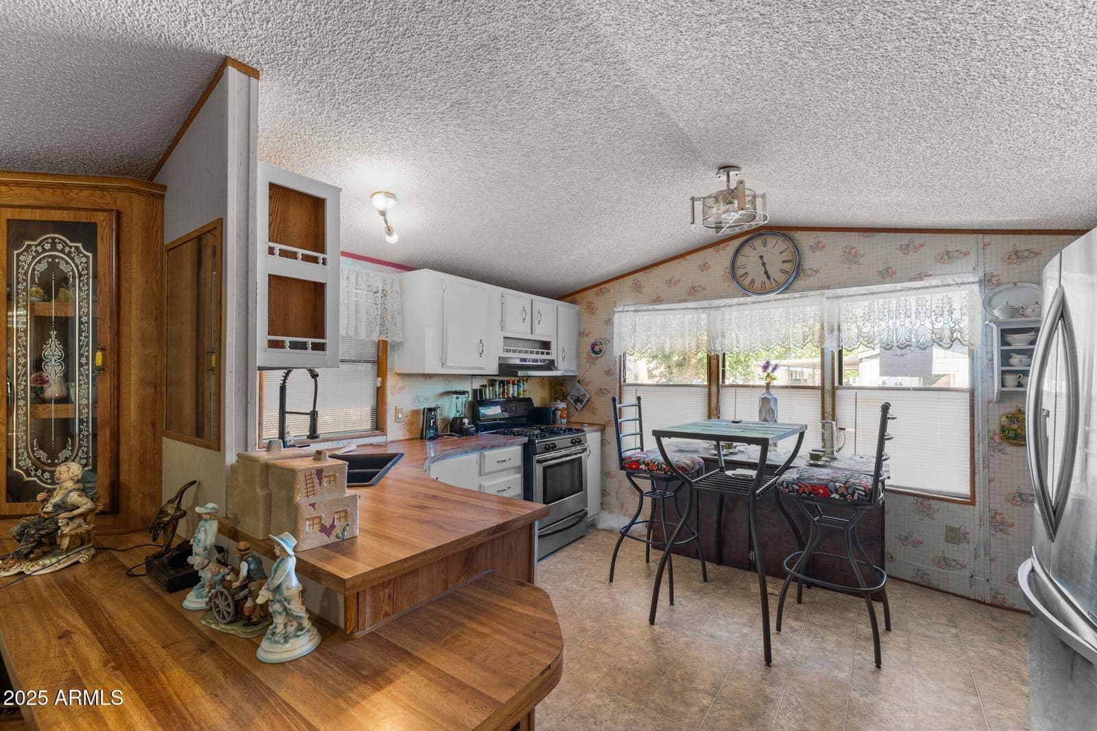 550 Palm Drive 14A, Wickenburg, AZ 85390 — photo 2 of 18