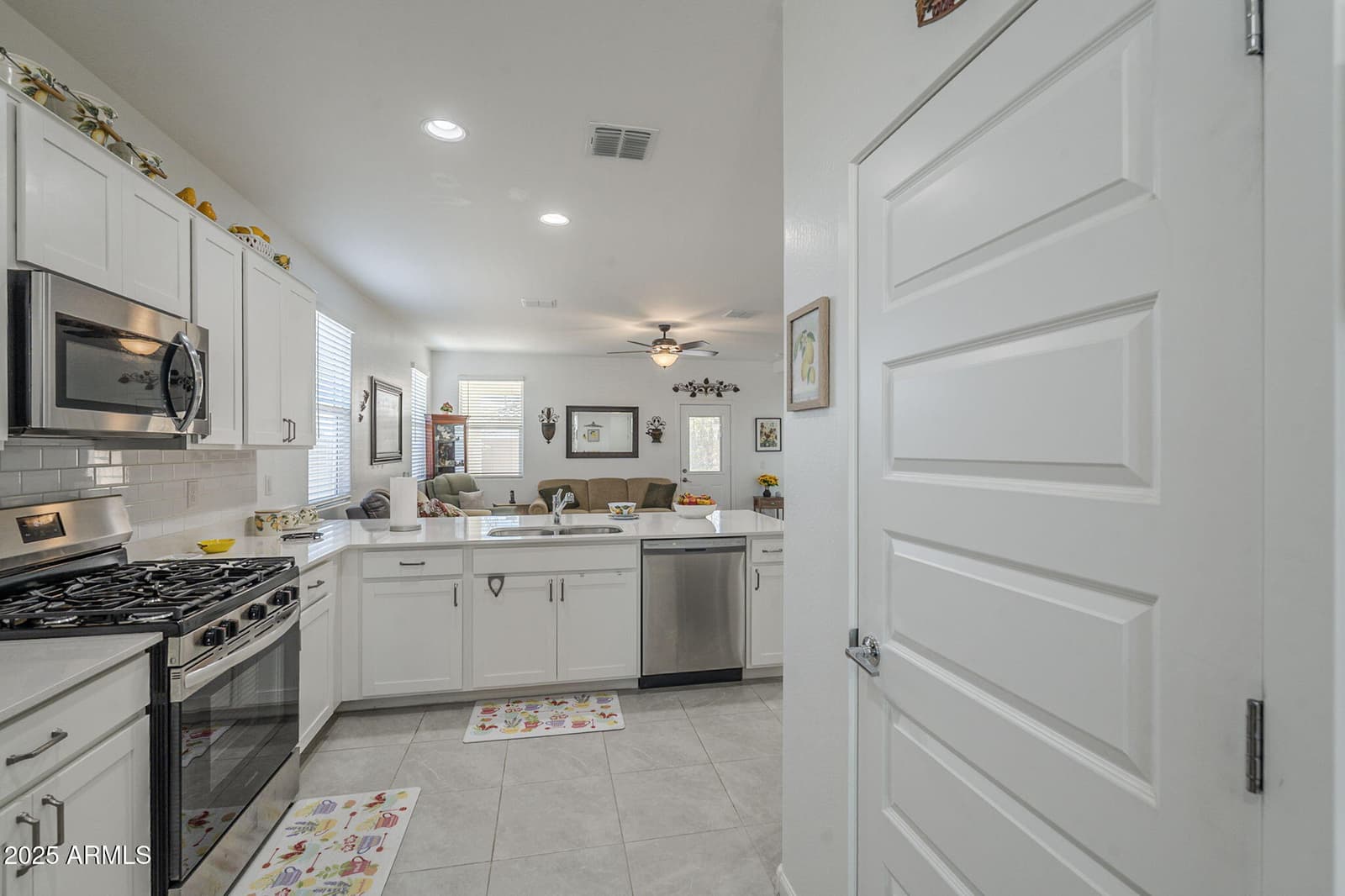 15551 W Kendall Street, Goodyear, AZ 85338 — photo 19 of 37
