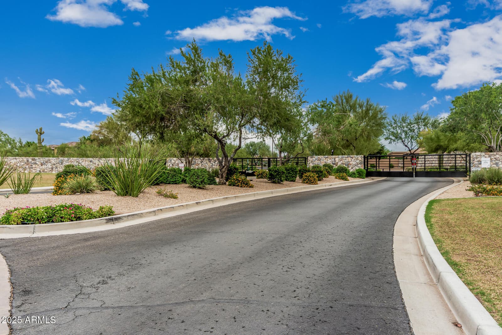 5319 E BAKER Drive, Cave Creek, AZ 85331 — photo 41 of 43