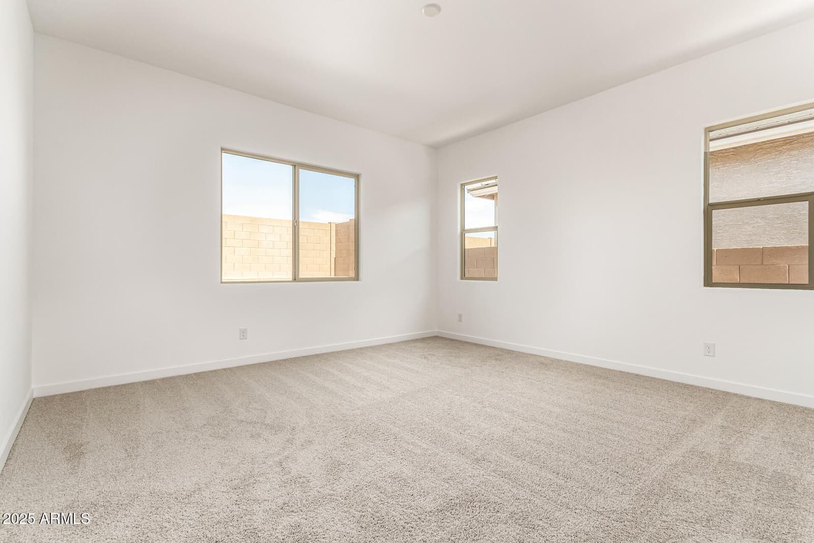 15818 W Miami Street, Goodyear, AZ 85338 — photo 10 of 39