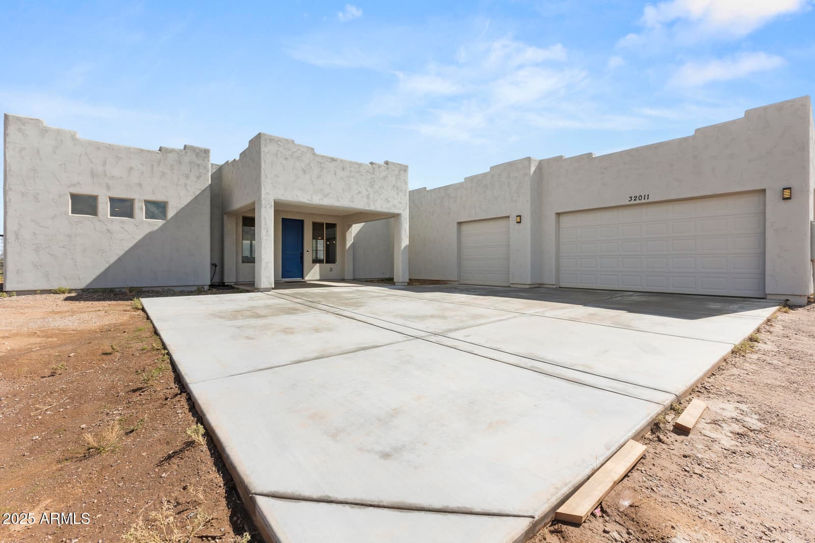 32011 N 225th Drive, Wittmann, AZ 85361 — photo 4 of 49