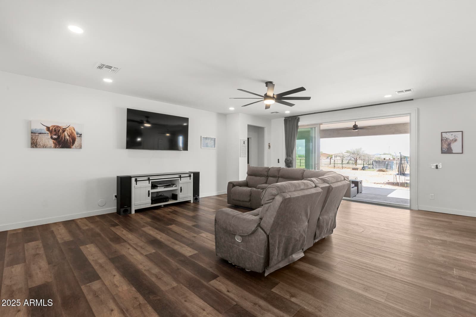 32011 N 225th Drive, Wittmann, AZ 85361 — photo 11 of 49