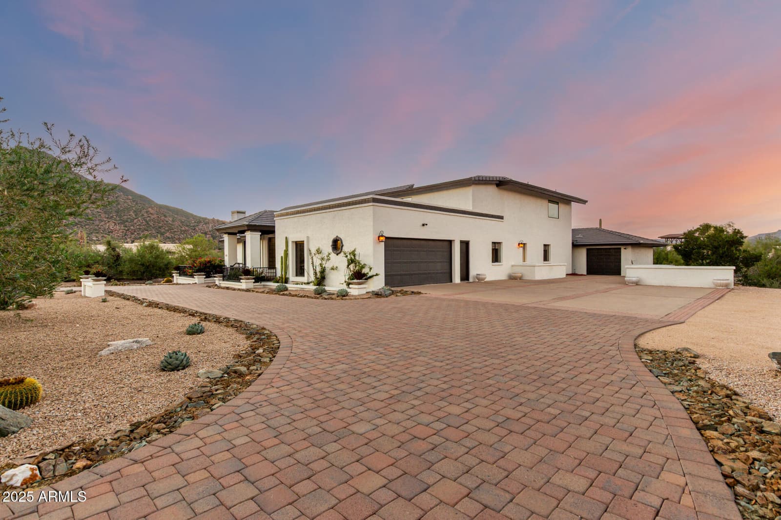 7390 E Stagecoach Pass, Carefree, AZ 85377 — photo 3 of 76