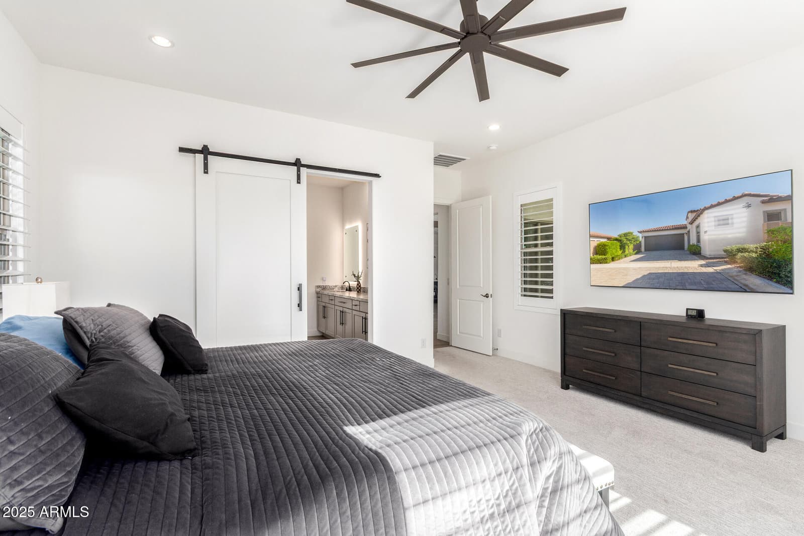 17383 W GUTHRIE Street, Surprise, AZ 85388 — photo 17 of 68
