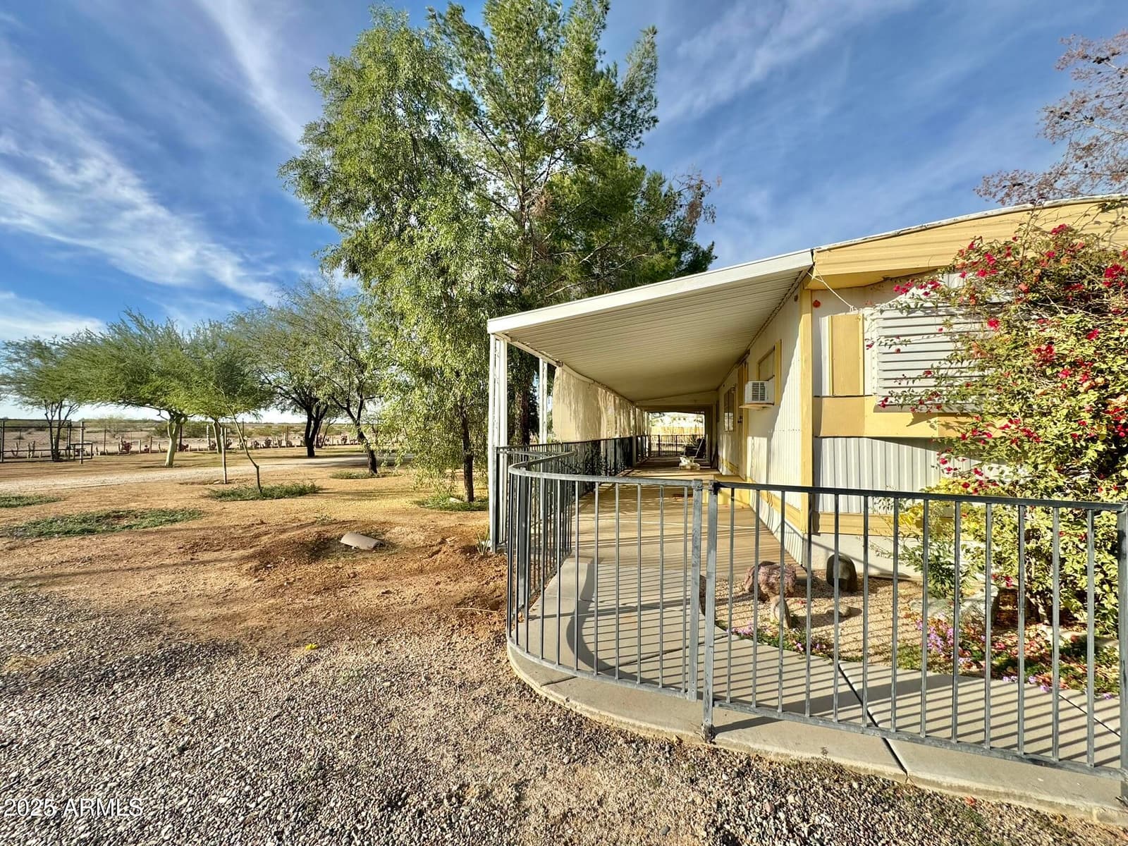 27021 N 211th Avenue, Wittmann, AZ 85361 — photo 9 of 46