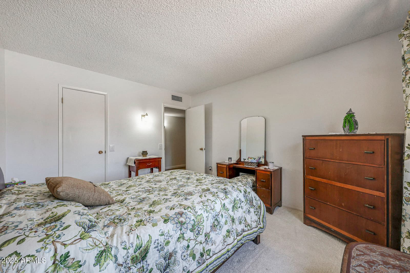 17427 N Lindgren Avenue, Sun City, AZ 85373 — photo 16 of 66