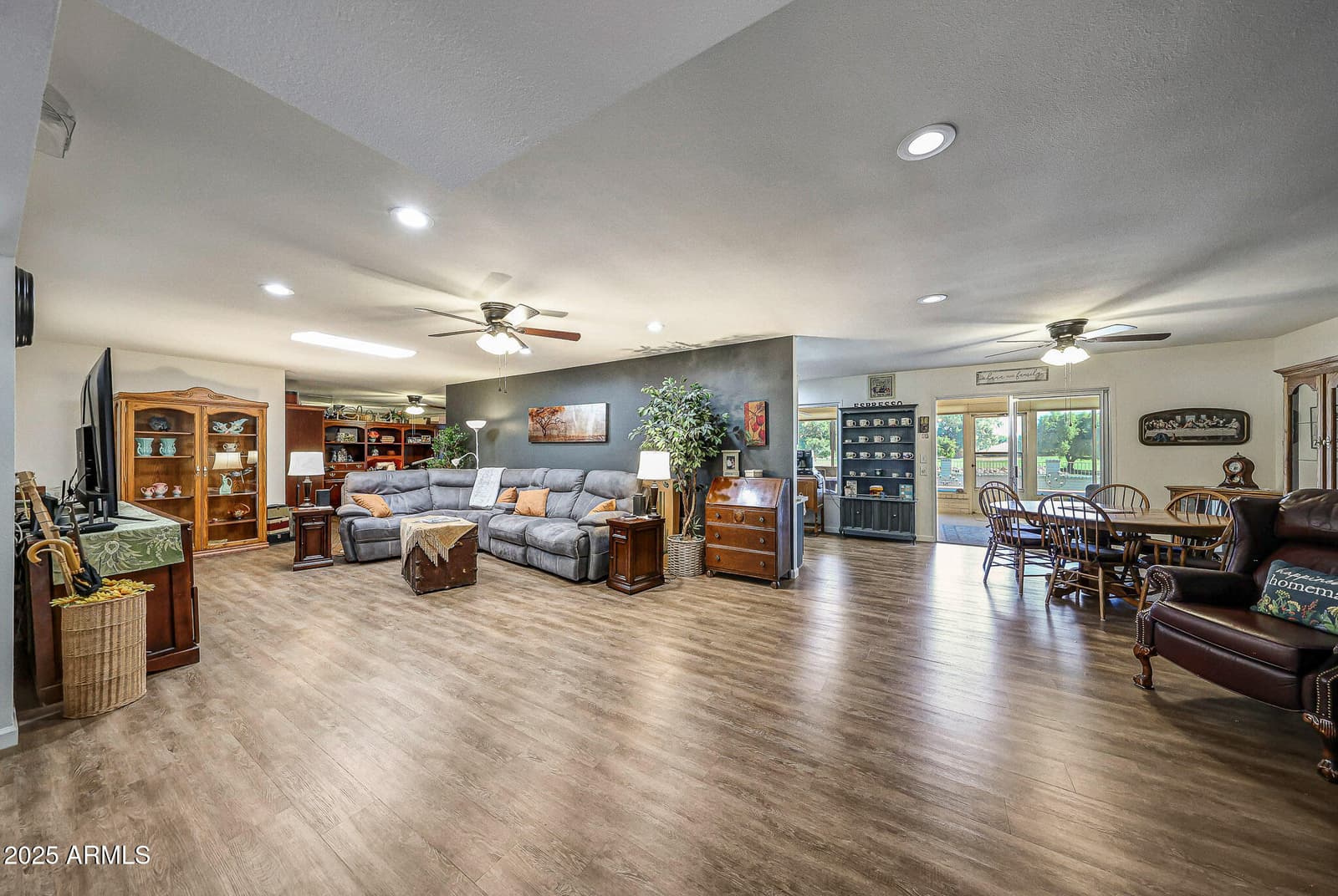 17427 N Lindgren Avenue, Sun City, AZ 85373 — photo 32 of 66