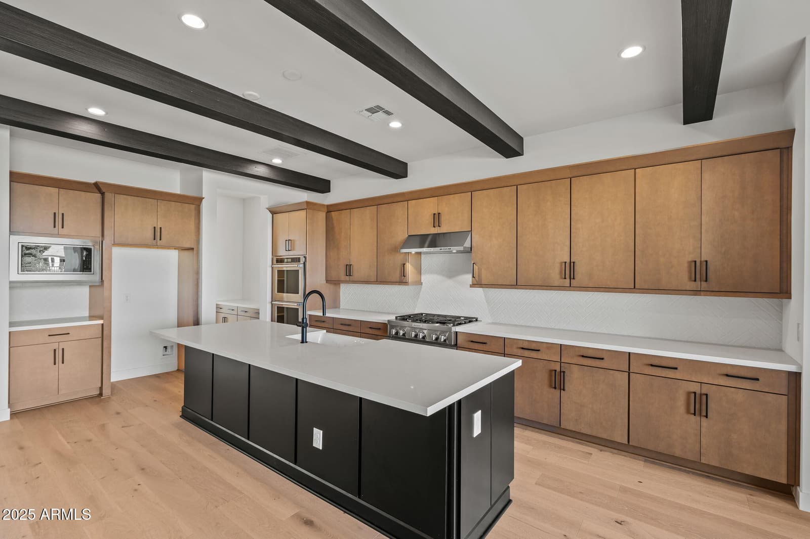 17568 W CRAWFORDSVILLE Drive, Surprise, AZ 85388 — photo 17 of 58