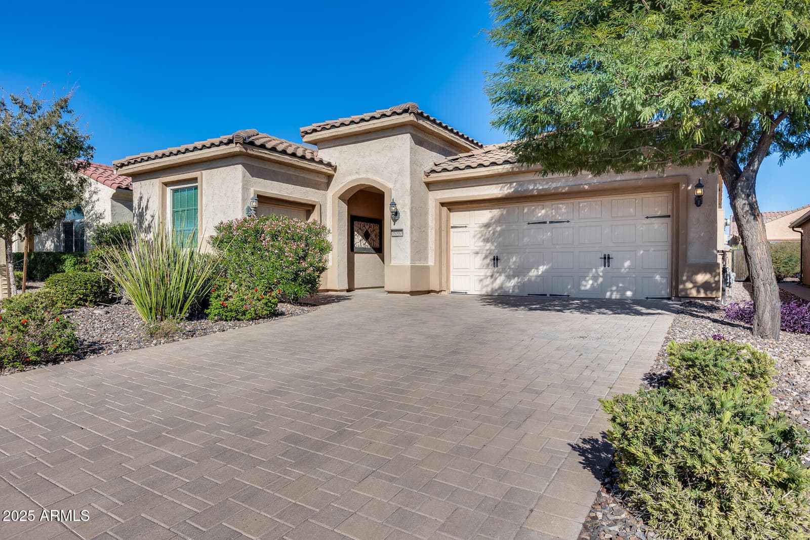 8060 W CINDER BROOK Way, Florence, AZ 85132 — photo 1 of 40