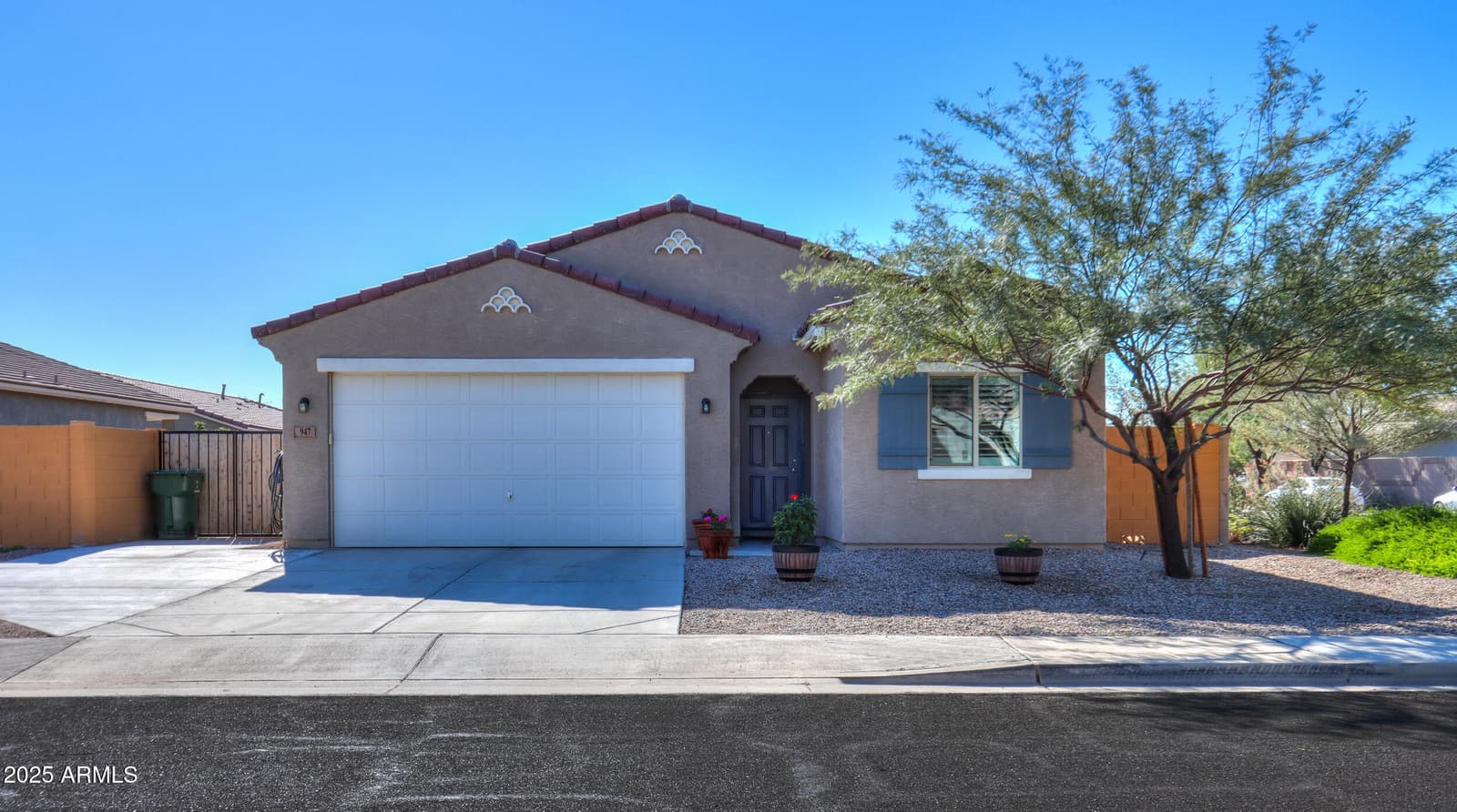 947 E WILEY Way, Casa Grande, AZ 85122 — photo 1 of 37