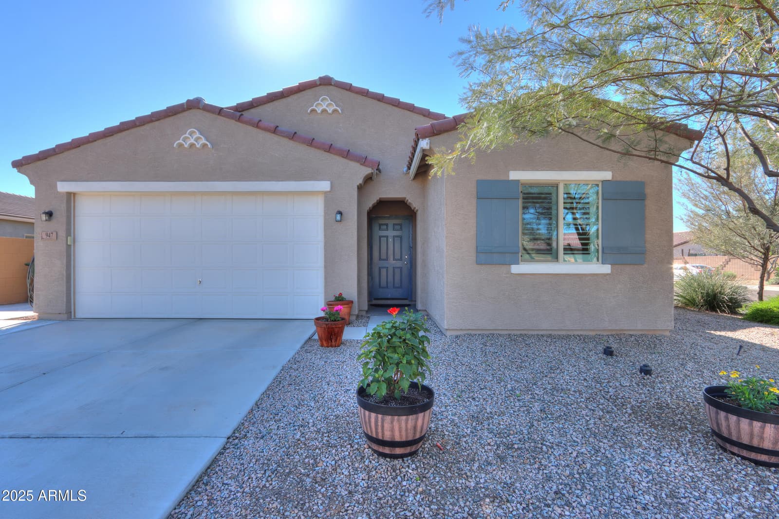 947 E WILEY Way, Casa Grande, AZ 85122 — photo 2 of 37