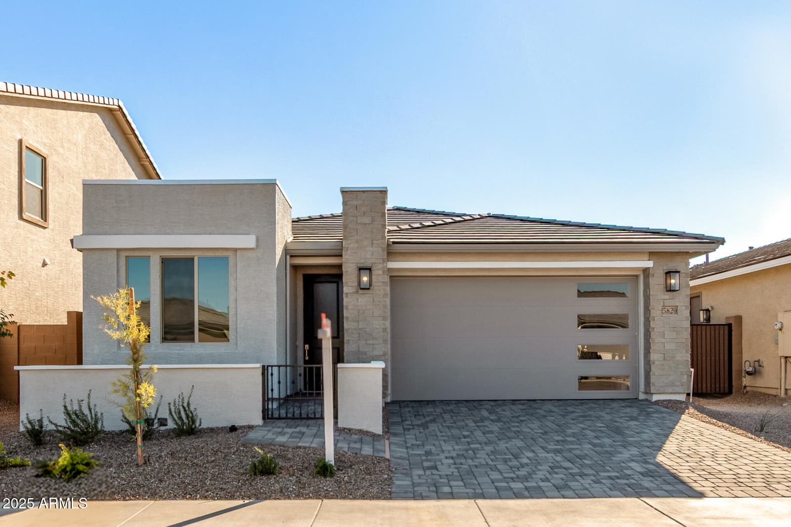 15829 W VOGEL Avenue, Goodyear, AZ 85338