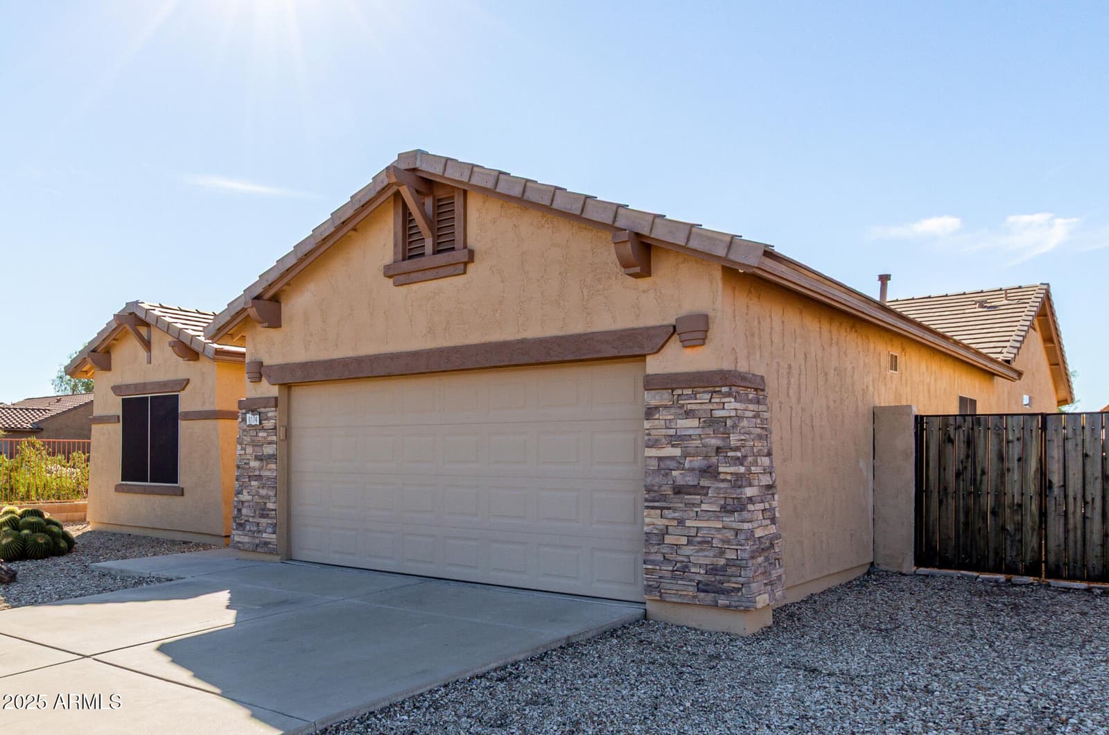 8174 S Mountain Air Lane, Gold Canyon, AZ 85118 — photo 2 of 45
