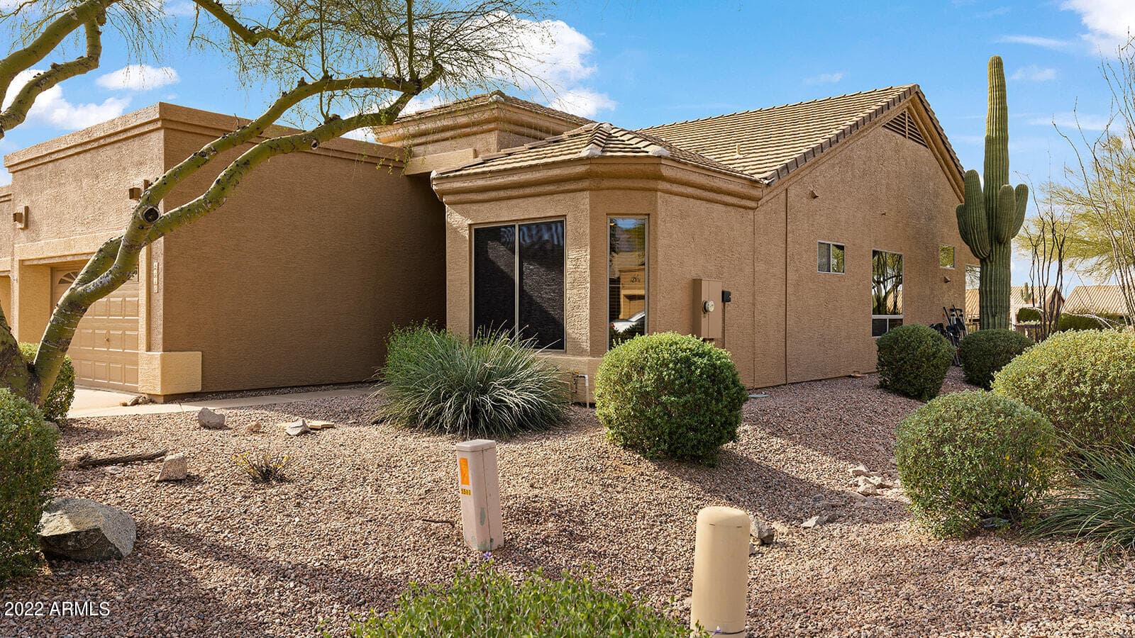 5610 S PINNACLE Lane, Gold Canyon, AZ 85118 — photo 6 of 65