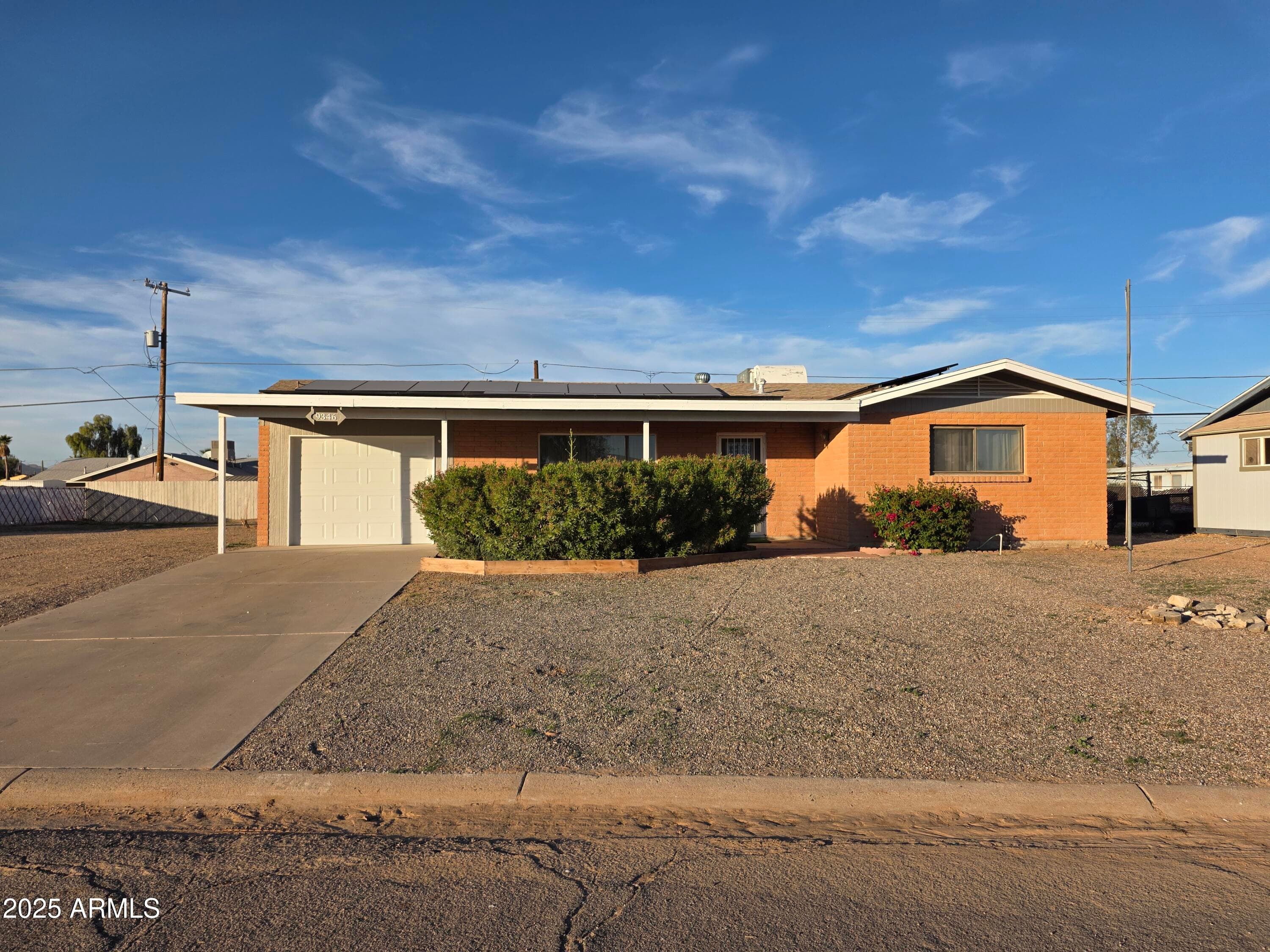 9346 W MADERO Drive, Arizona City, AZ 85123