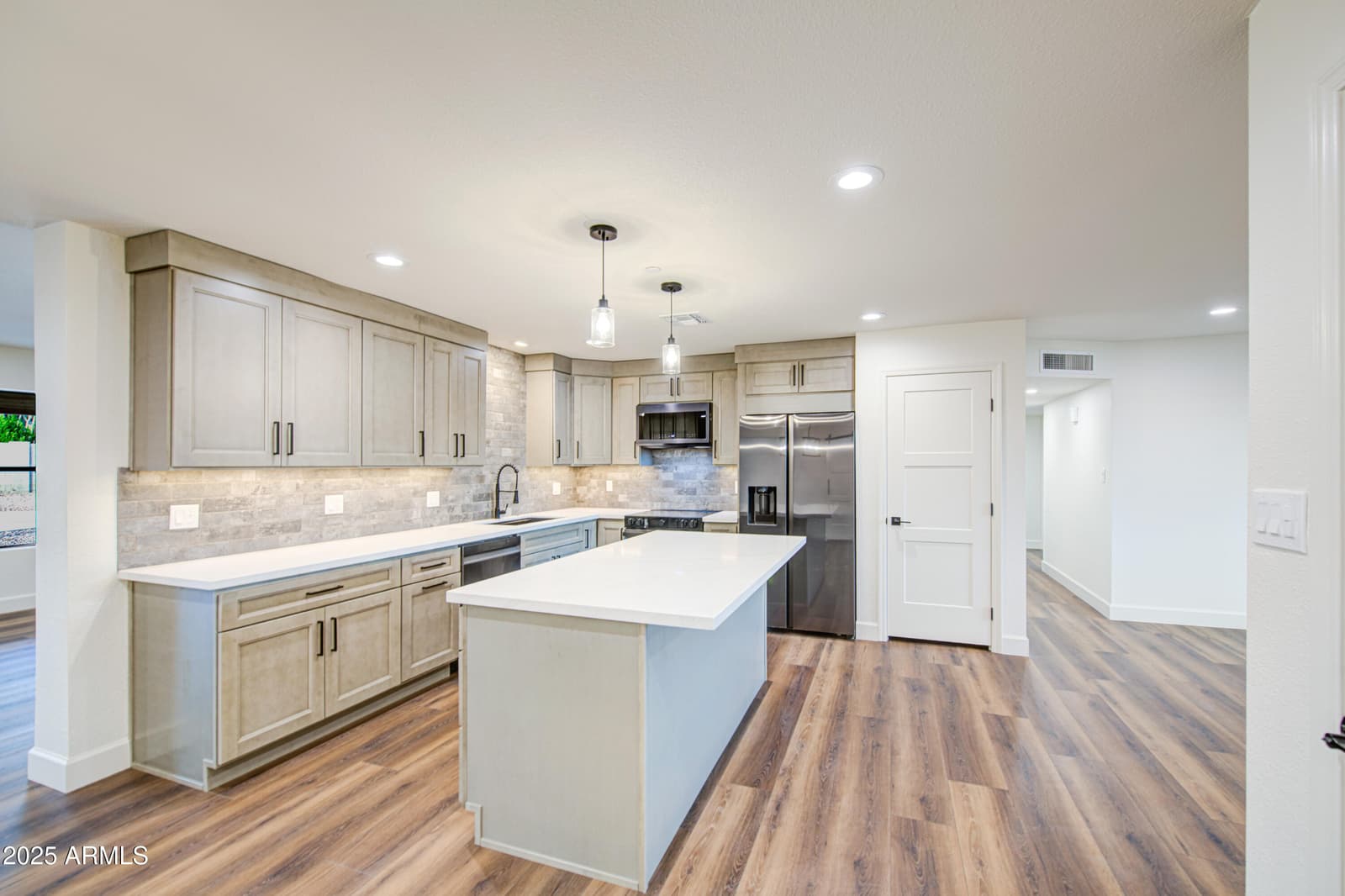 17112 E LA PASADA Drive, Fountain Hills, AZ 85268 — photo 13 of 55