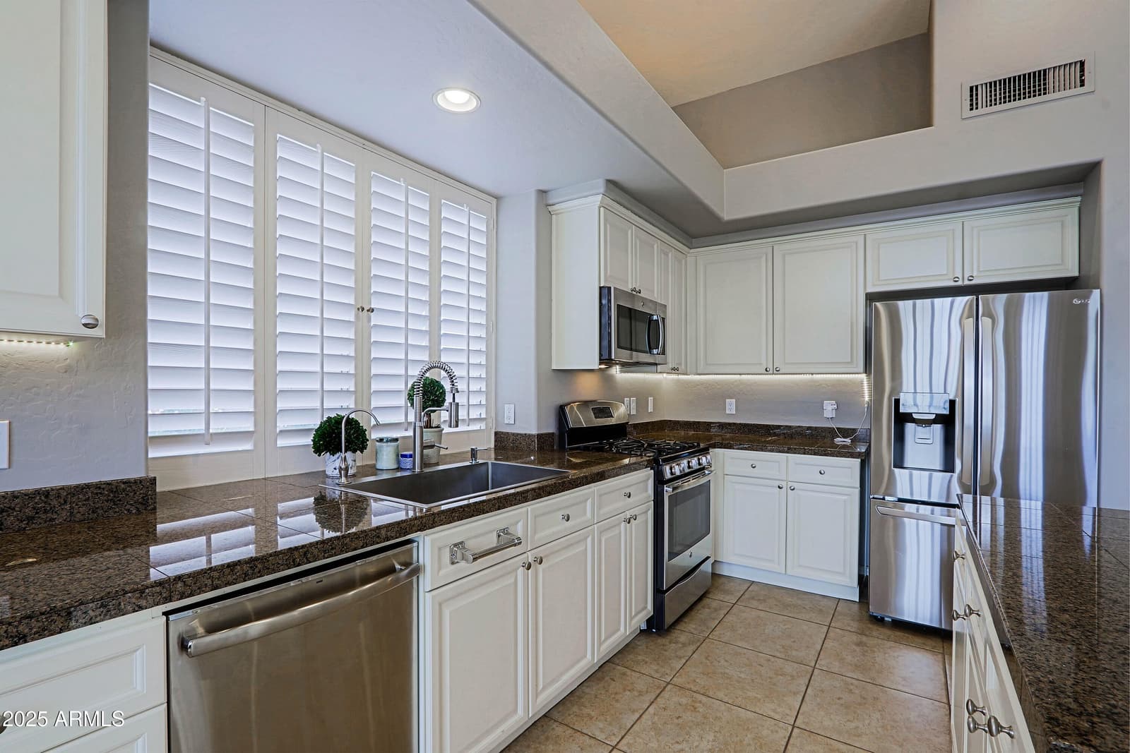 7105 E HIBISCUS Way, Scottsdale, AZ 85266 — photo 11 of 83