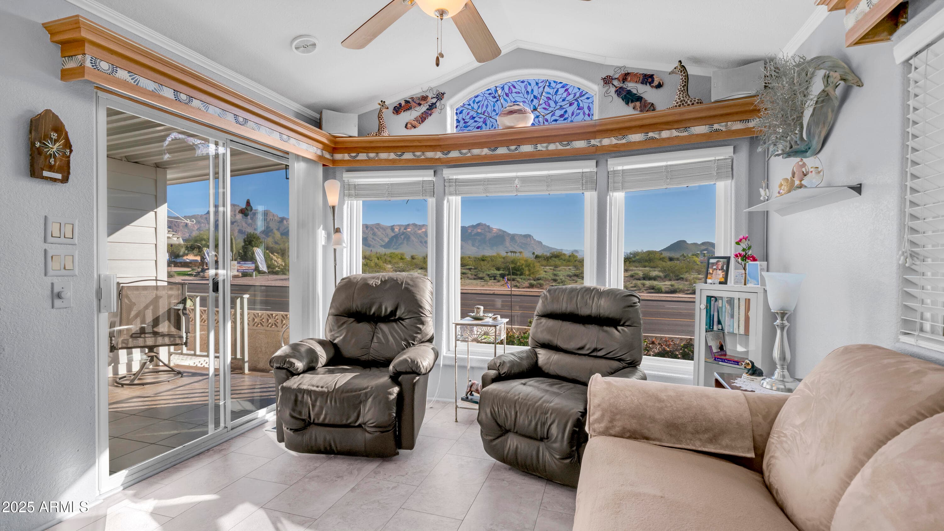 492 IRON ORE Drive, Apache Junction, AZ 85119