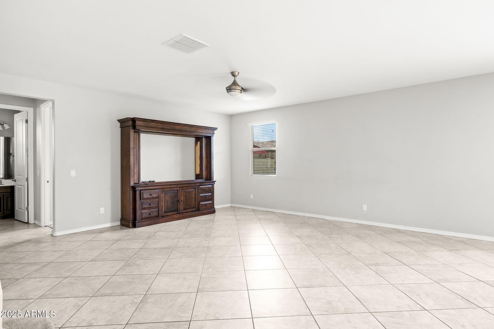 18740 W San Juan Avenue, Litchfield Park, AZ 85340 — photo 33 of 43