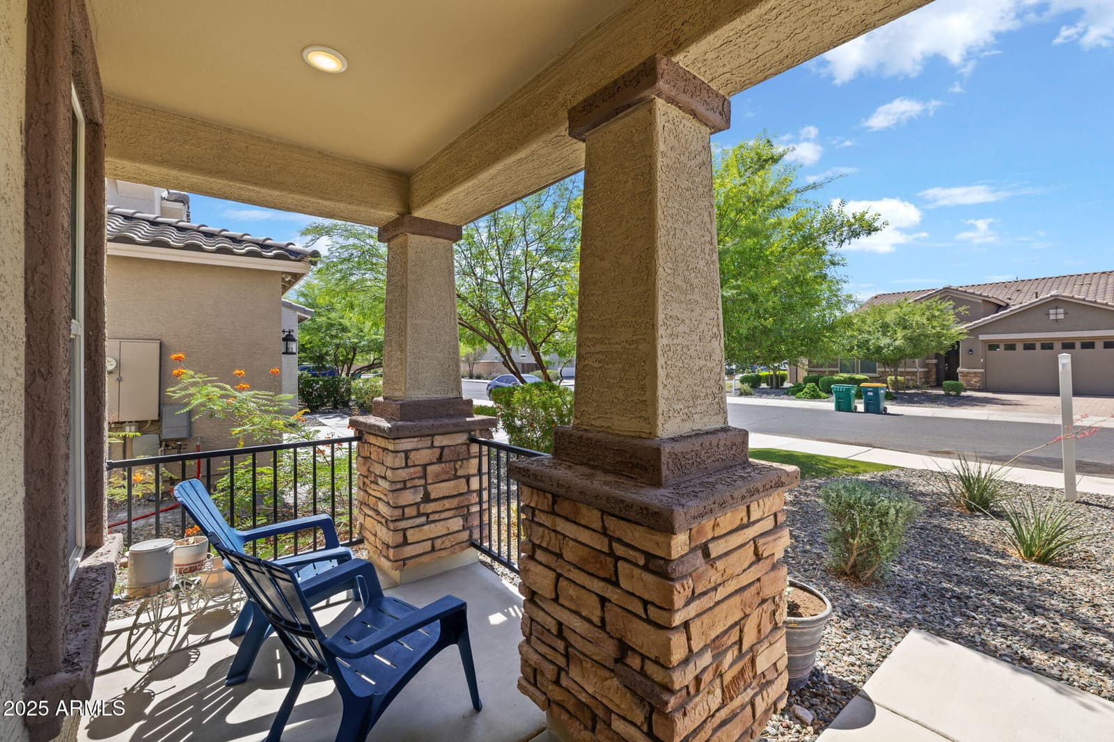 18740 W San Juan Avenue, Litchfield Park, AZ 85340 — photo 5 of 43