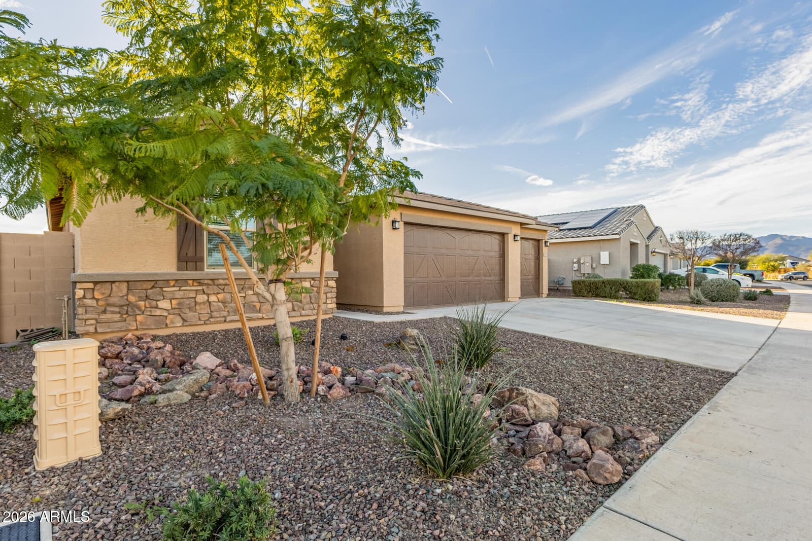 18083 W WOLF Street, Goodyear, AZ 85395 — photo 3 of 43