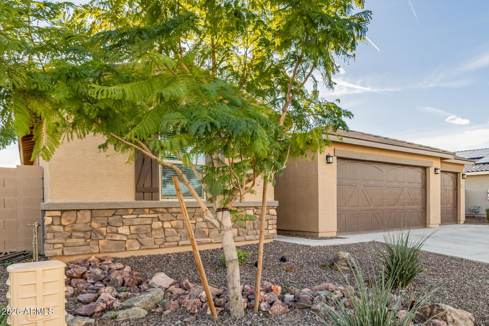 18083 W WOLF Street, Goodyear, AZ 85395 — photo 4 of 43