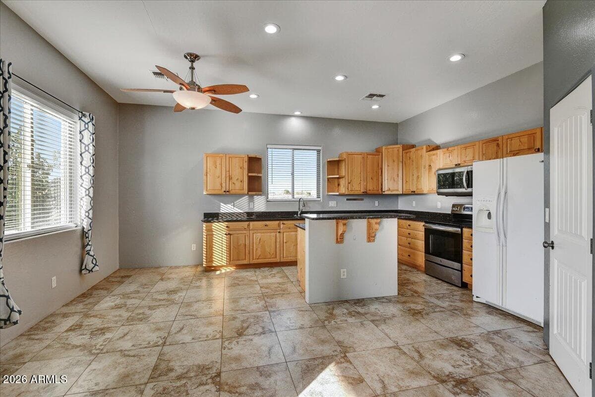 25535 W HUNTER Drive, Wittmann, AZ 85361 — photo 19 of 33