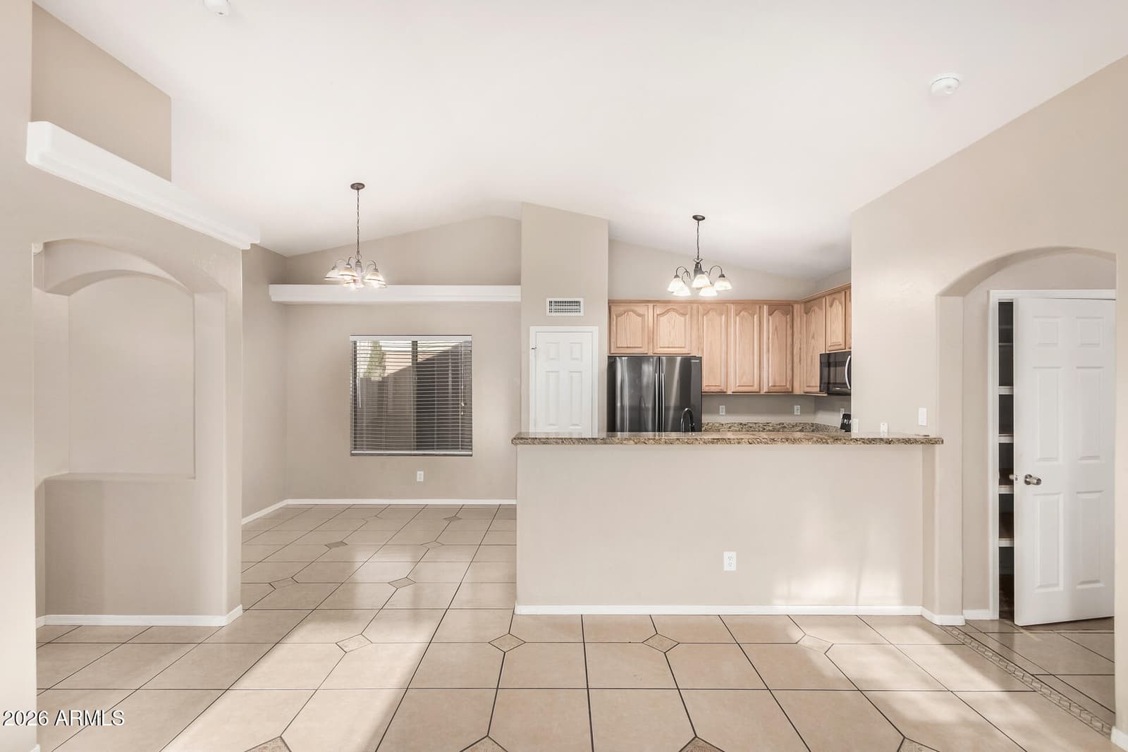 1738 E San Xavier Drive, Casa Grande, AZ 85122 — photo 11 of 38