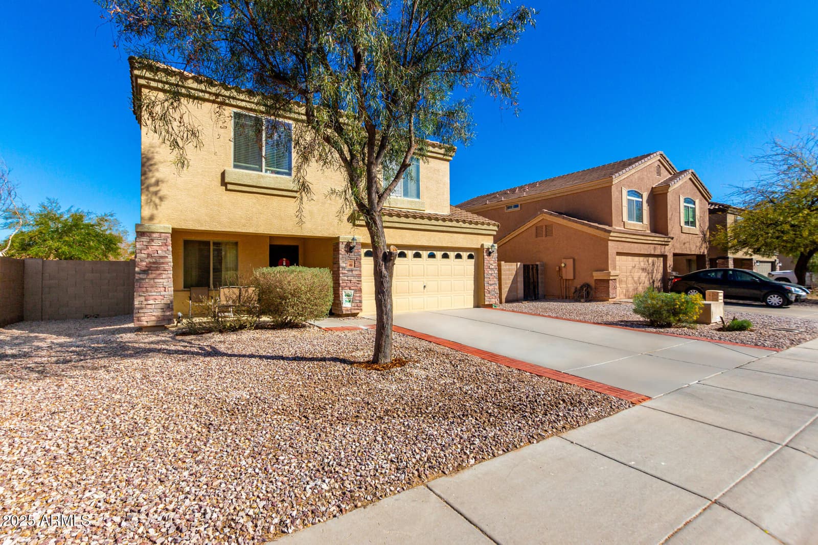 468 E WOLF HOLLOW Drive, Casa Grande, AZ 85122 — photo 7 of 37