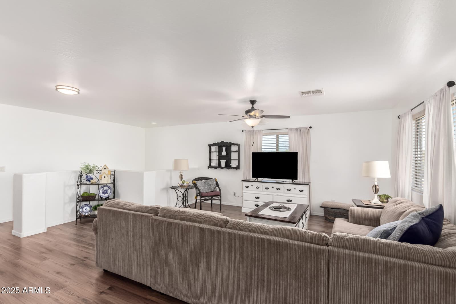 468 E WOLF HOLLOW Drive, Casa Grande, AZ 85122 — photo 17 of 37