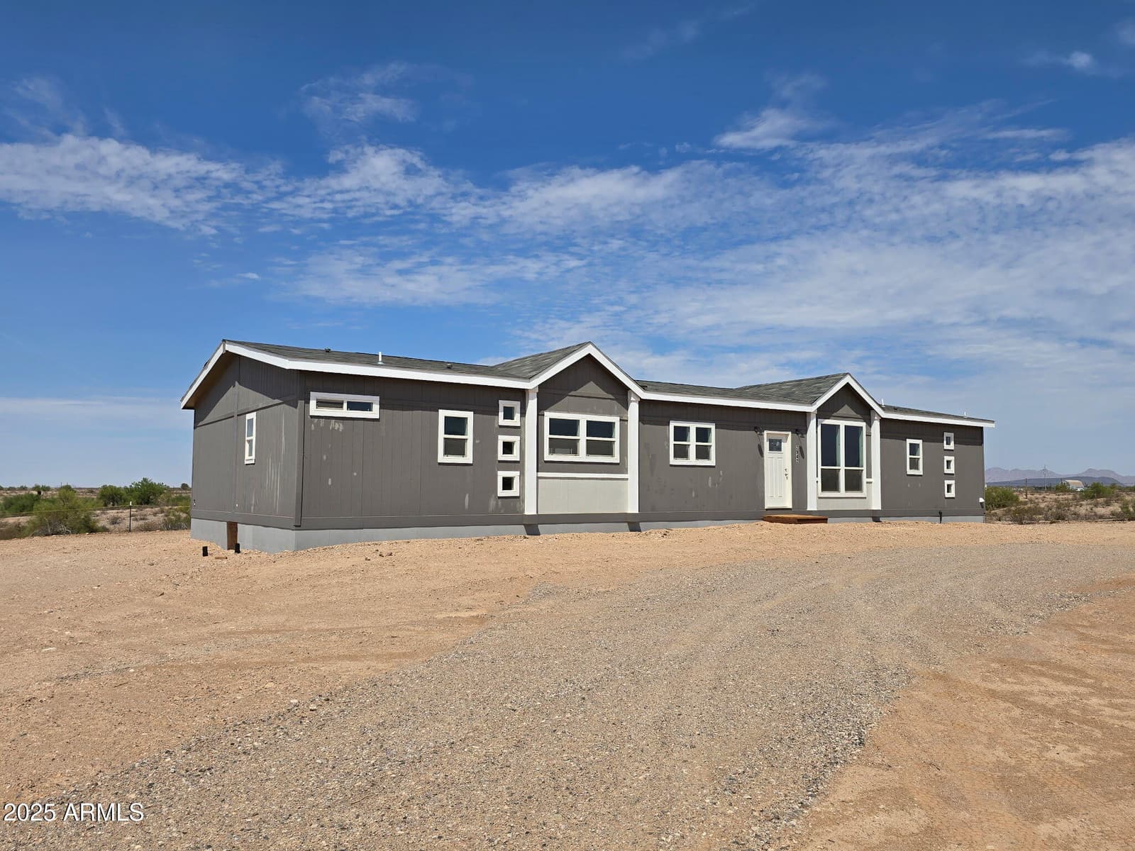 2942 N 333rd Avenue, Tonopah, AZ 85354 — photo 2 of 20