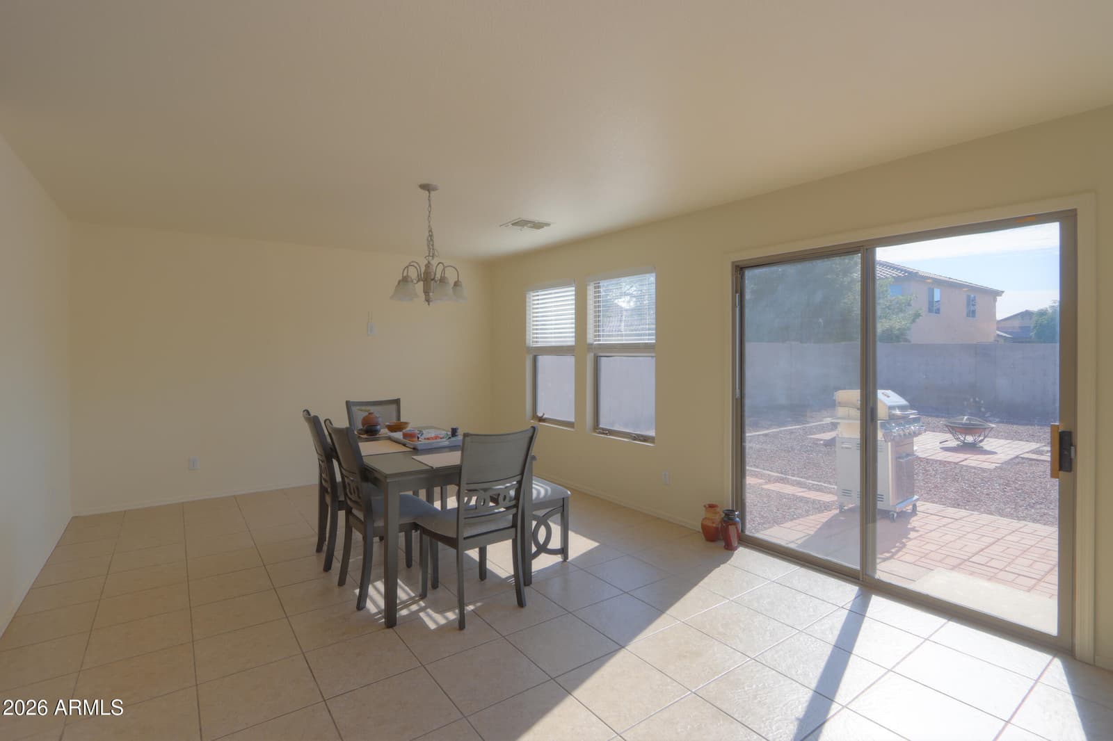 533 W PRICKLY PEAR Drive, Casa Grande, AZ 85122 — photo 12 of 40