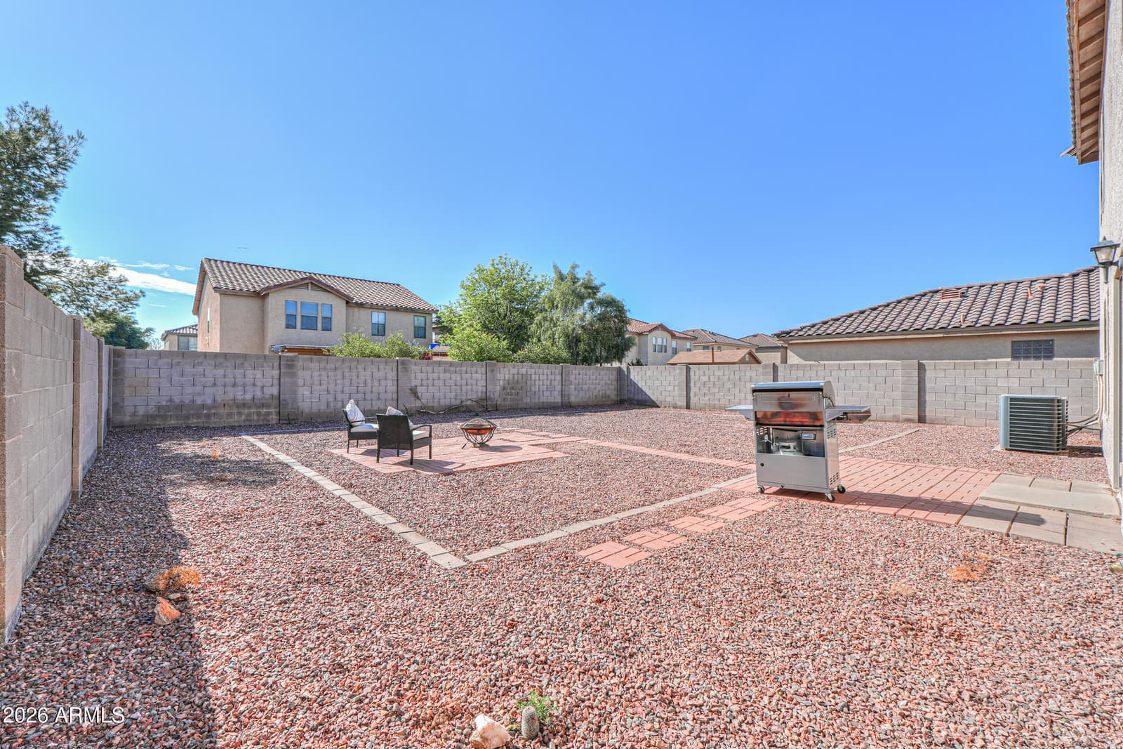 533 W PRICKLY PEAR Drive, Casa Grande, AZ 85122 — photo 37 of 40