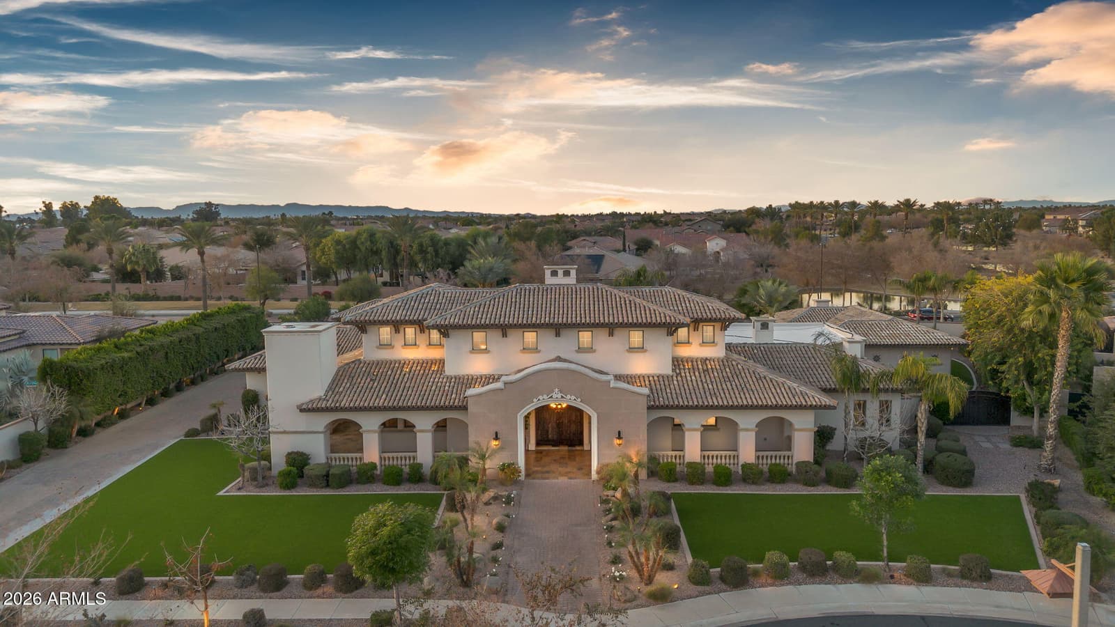 504 W HARMONY Place, Chandler, AZ 85248