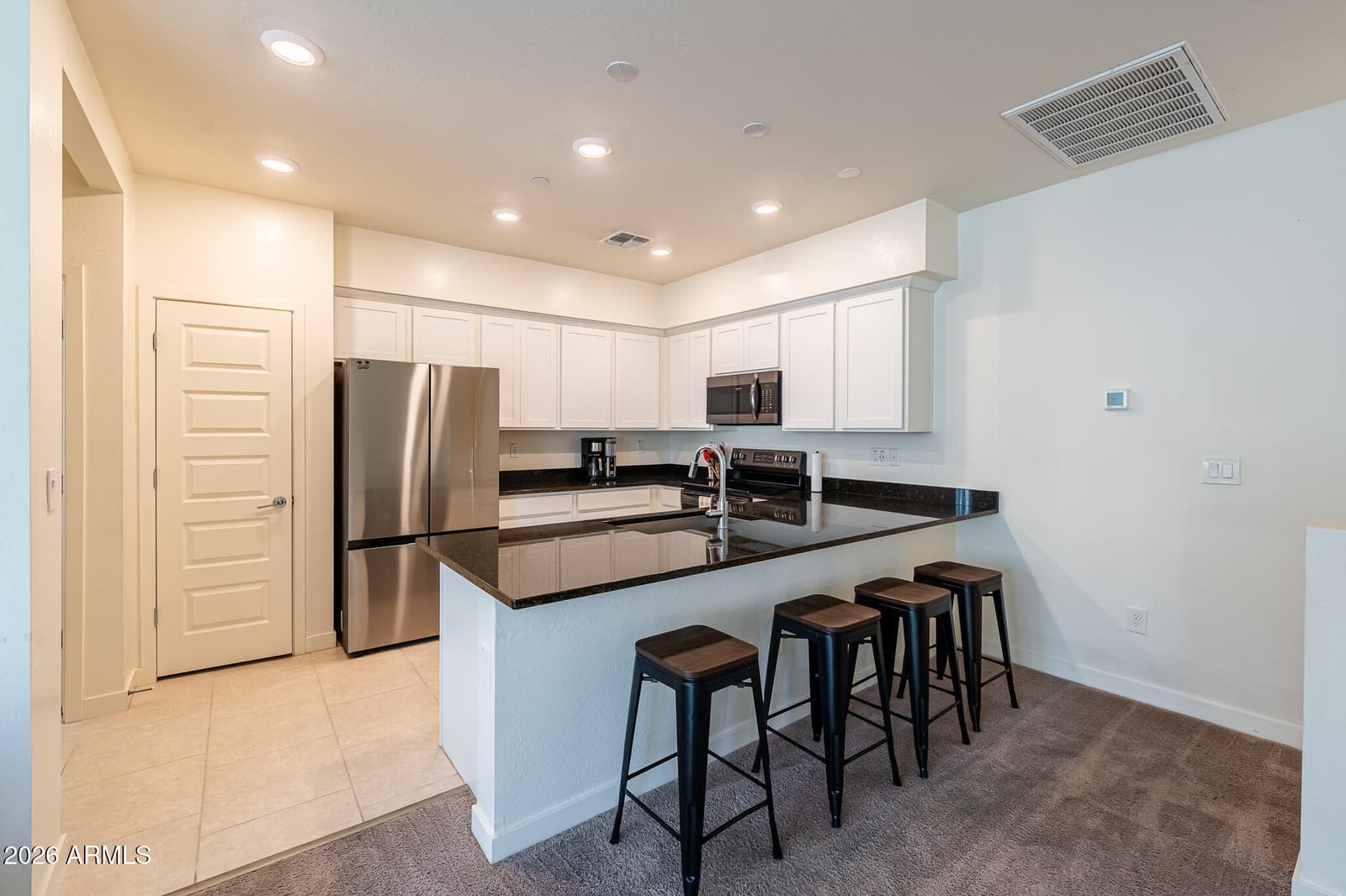 2750 S VOYAGER Drive 101, Gilbert, AZ 85295 — photo 10 of 35