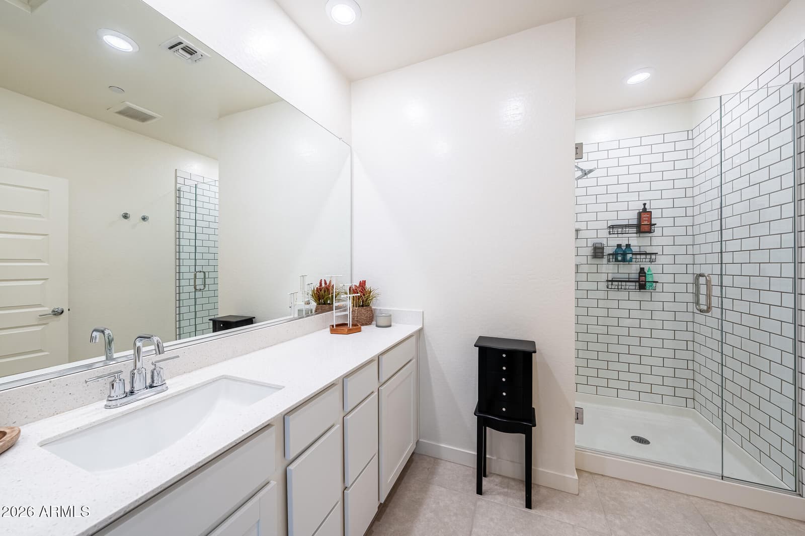 2750 S VOYAGER Drive 101, Gilbert, AZ 85295 — photo 16 of 35