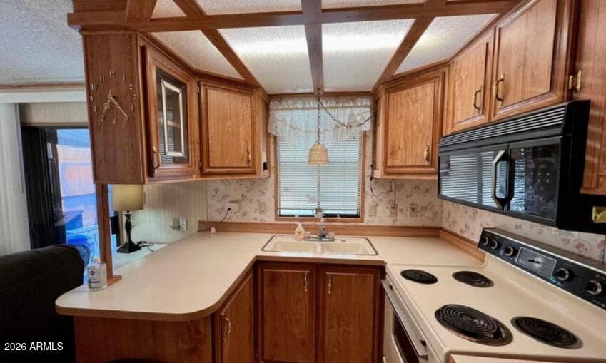 210 E Mesa Drive, Florence, AZ 85132 — photo 11 of 18
