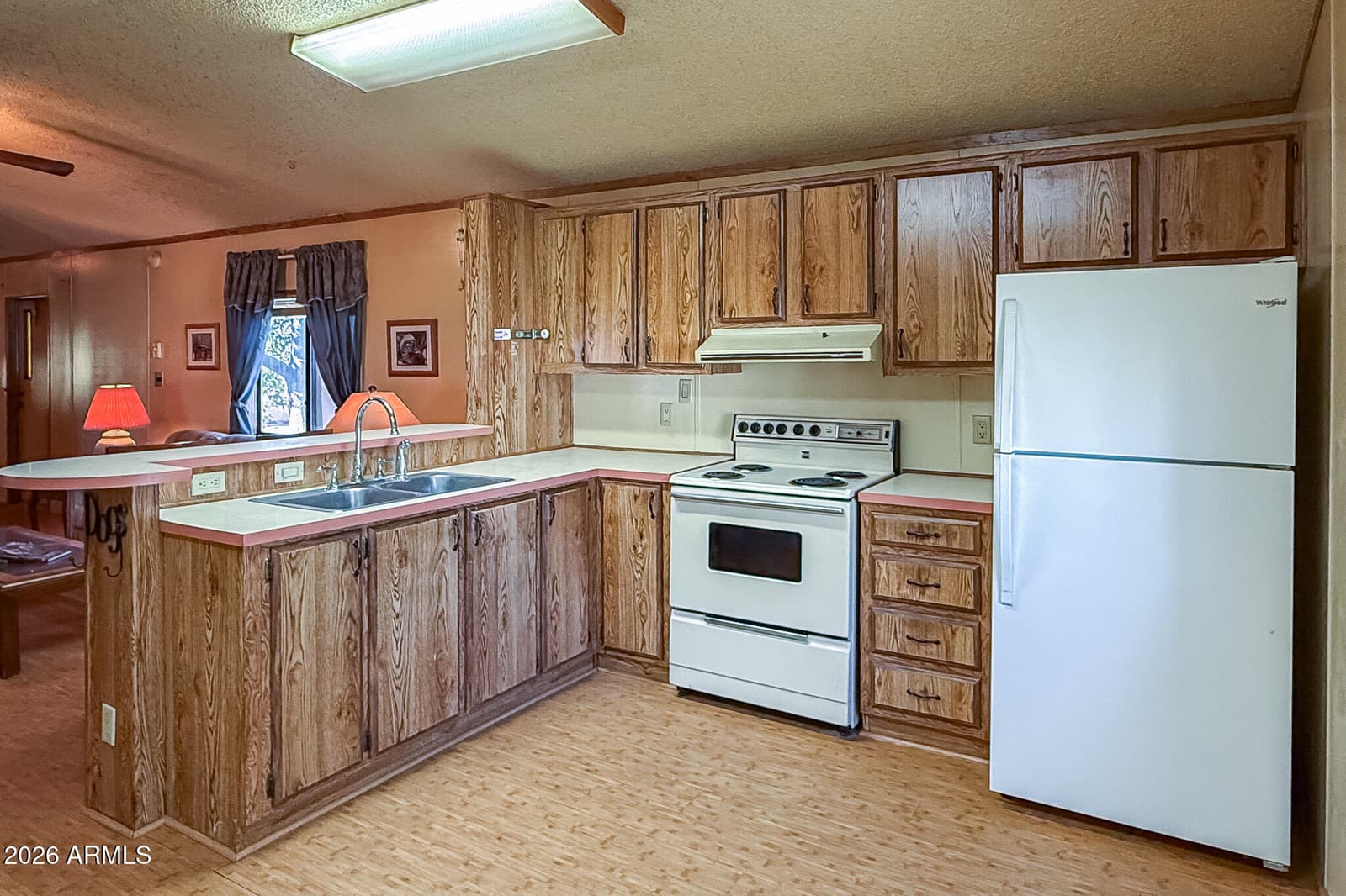 550 W Palm Drive 4, Wickenburg, AZ 85390 — photo 4 of 39