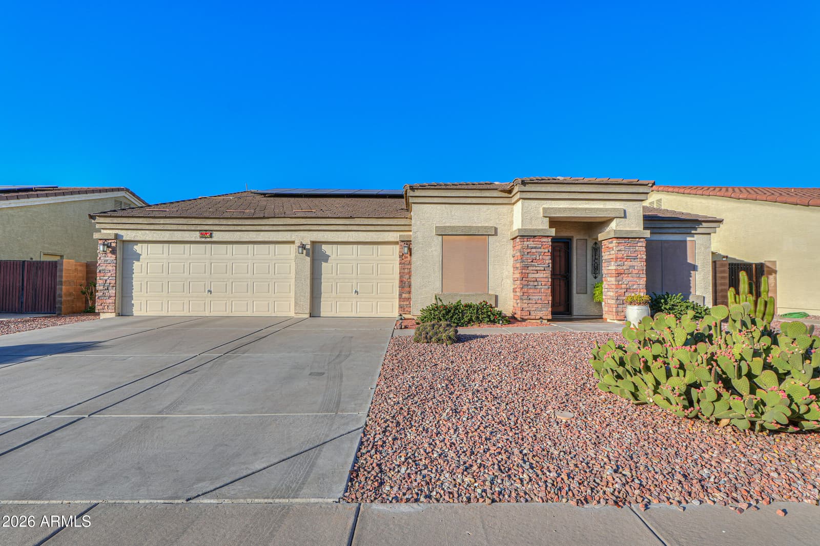504 E BLACK DIAMOND Drive, Casa Grande, AZ 85122 — photo 7 of 73