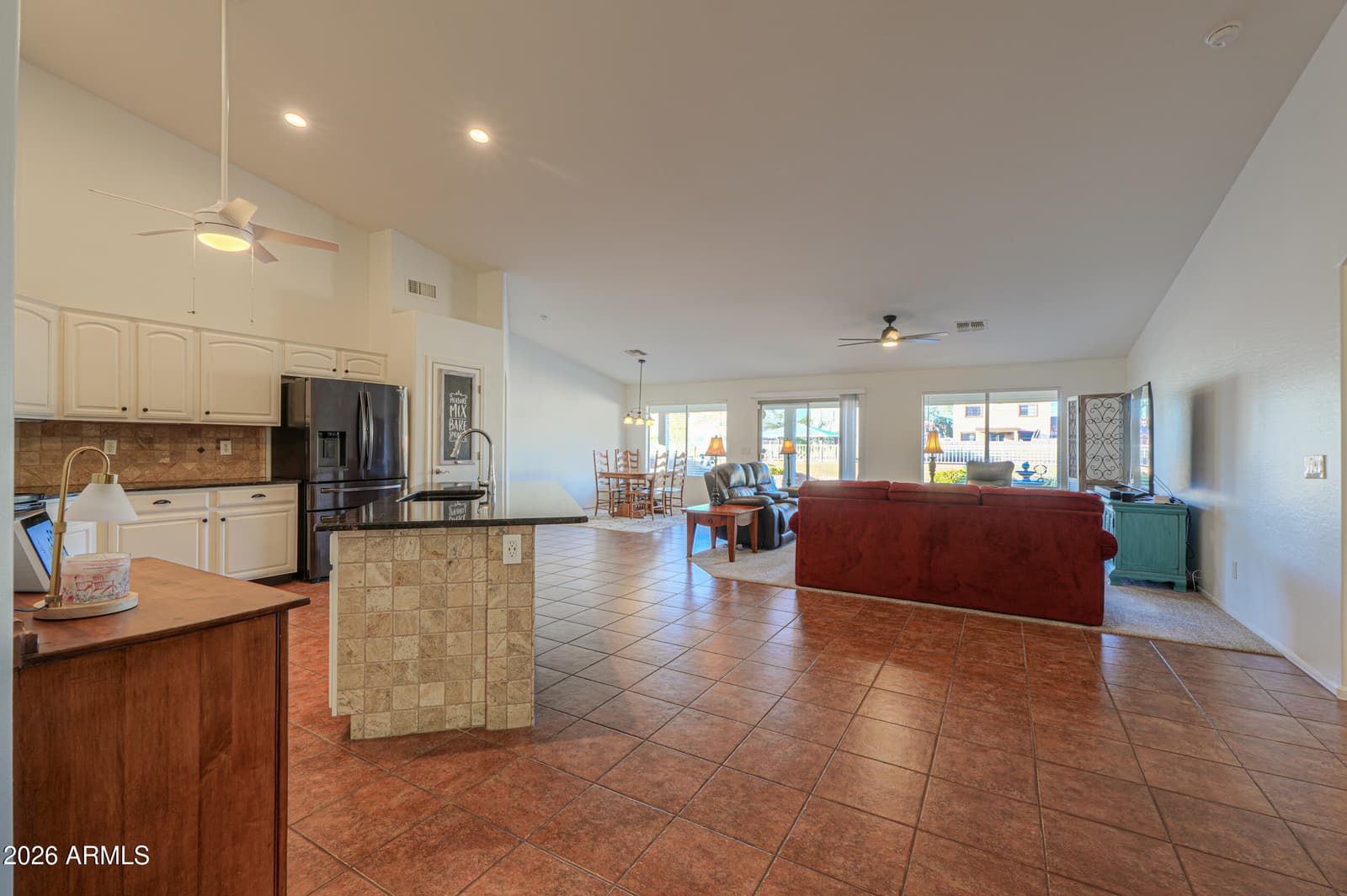 504 E BLACK DIAMOND Drive, Casa Grande, AZ 85122 — photo 14 of 73