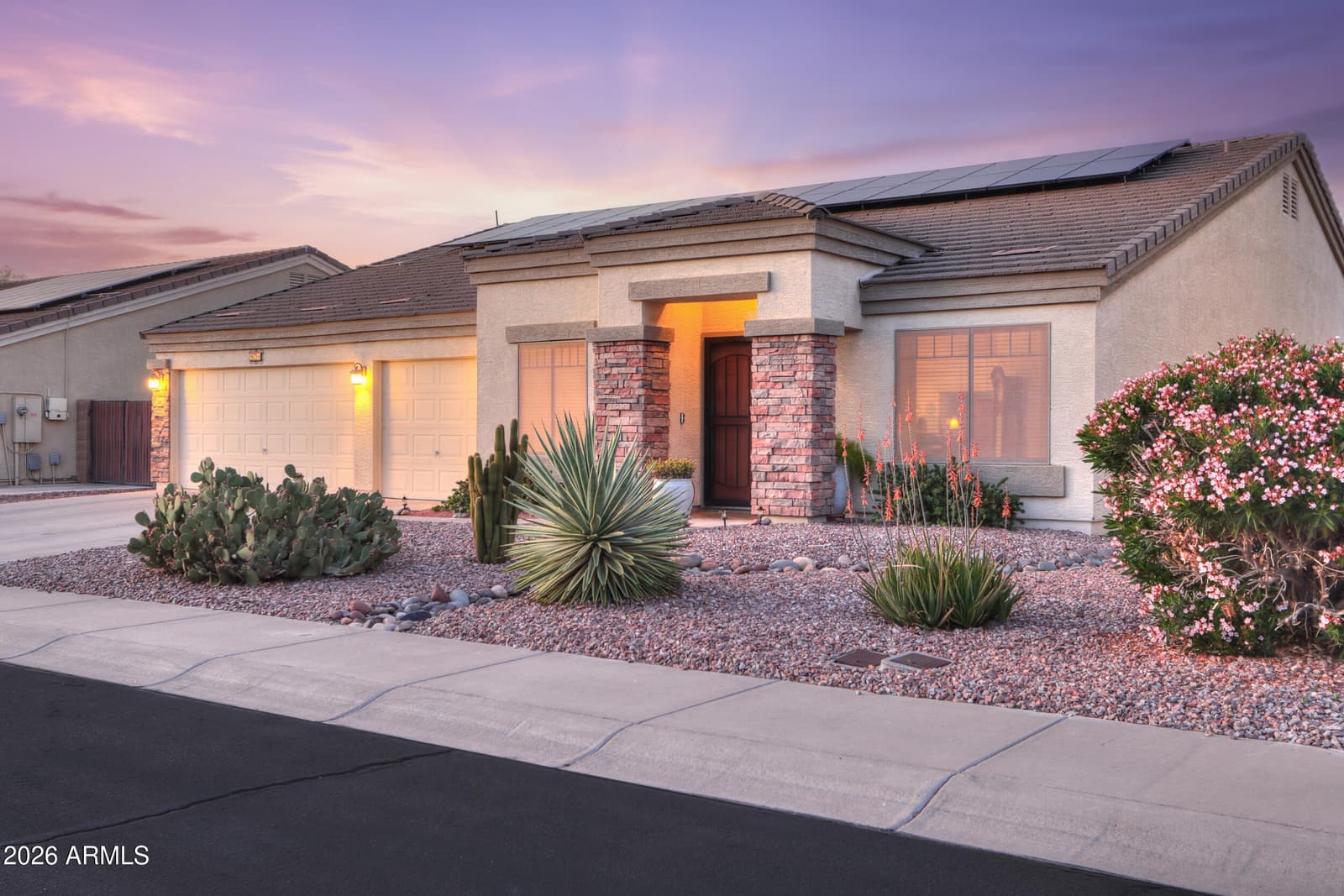 504 E BLACK DIAMOND Drive, Casa Grande, AZ 85122 — photo 3 of 73