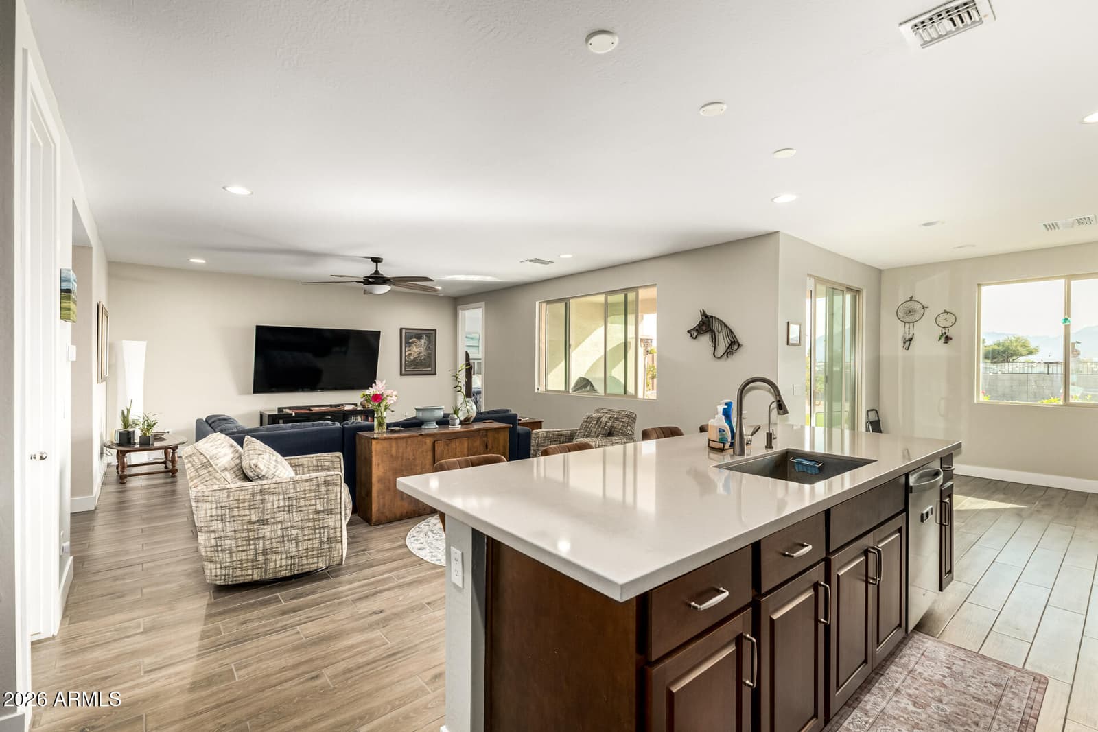 11015 W MOBILE Lane, Tolleson, AZ 85353 — photo 12 of 36