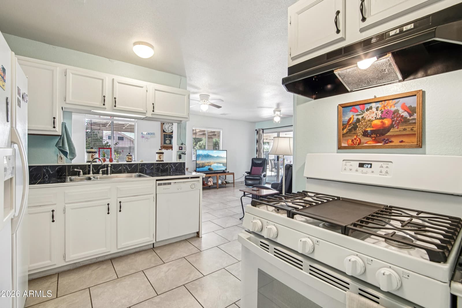 134 S ASH Lane, Eloy, AZ 85131 — photo 11 of 33