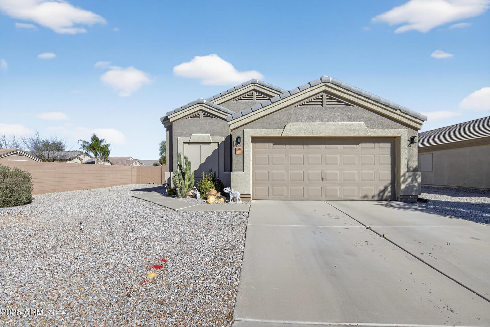 1624 E CARDINAL Drive, Casa Grande, AZ 85122 — photo 4 of 43