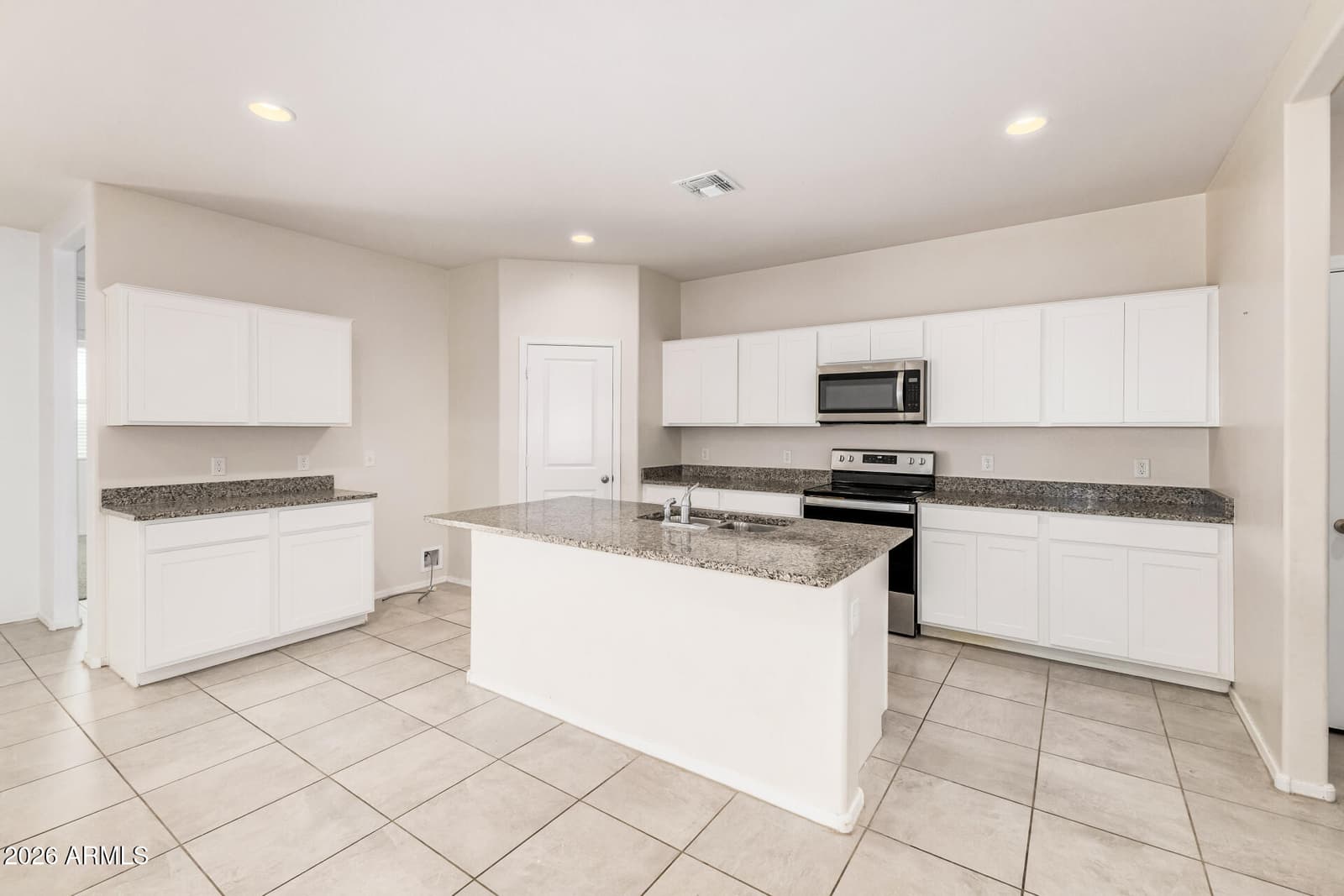 1169 W FALLS CANYON Drive, Casa Grande, AZ 85122 — photo 12 of 38